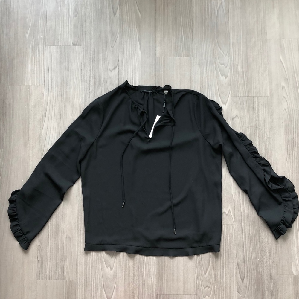 T Tahari Ruffled Sleeve Blouse NWT